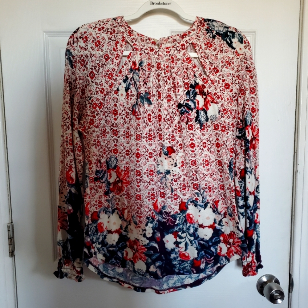 Long sleeve top